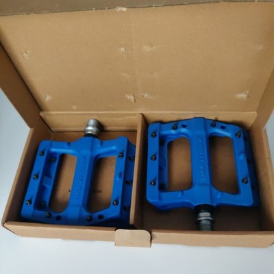 Nukeproof Neutron EVO MTB Flat Pedale blau leicht Enduro Trail DH 