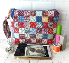 Wristlet Purse Wallet Makeup Bag Notions Travel Patchwork Feedsack Tote Gift