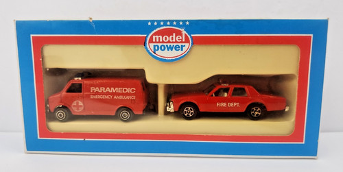 Paquete de energía modelo a escala HO de 2 bomberos Coche y furgoneta paramédica roja #9806 | Condition: New