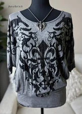 USA New VOCAL Womens CRYSTAL GRAY BLACK FLEUR DE LIS SLOUCH T SHIRT S M L XL