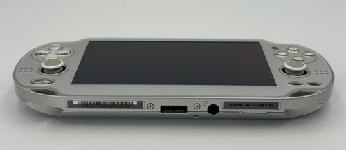Sony PS Vita PCH-1000 PCH 1000 Console Silver w/16GB memory Very Rare - Mint - Picture 11 of 18