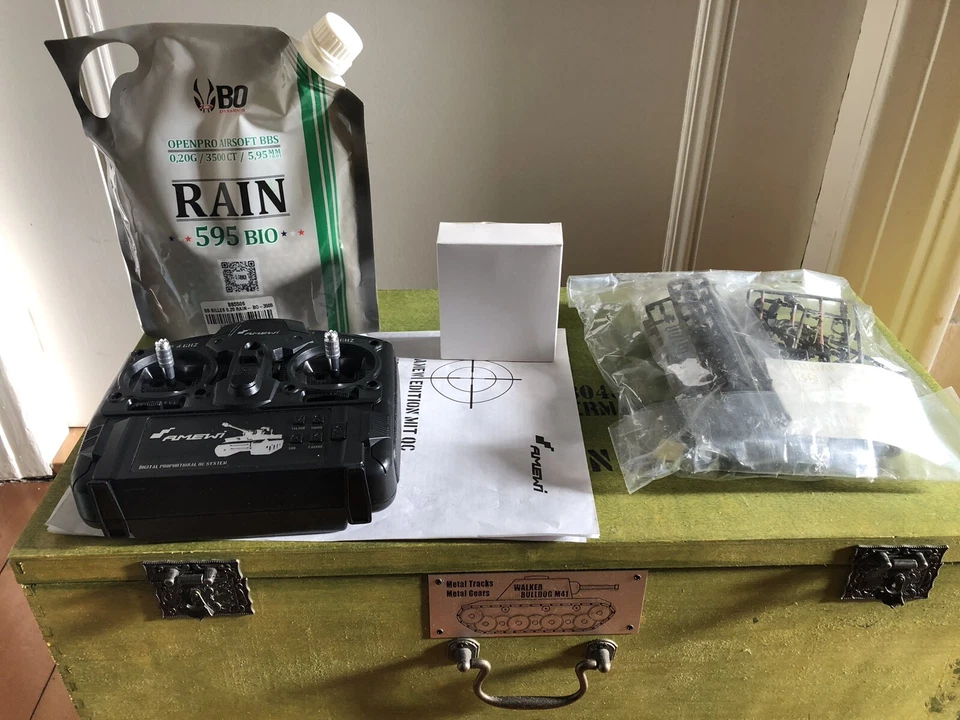 Heng long 1/16 RC: tank US M41 Walker Bulldog Amewi Edition, Metal + Wood Box - Photo 2/4