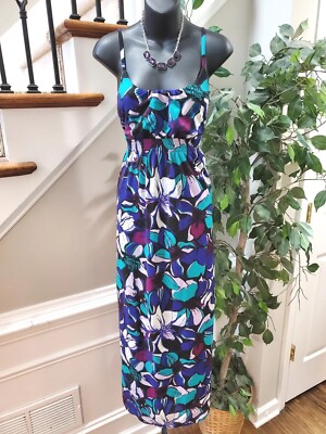dressing up a black maxi dress Monni Black Maxi Dress