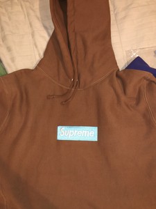 box logo rust