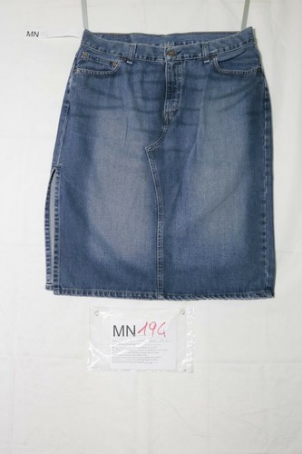 Gonna Levi's 664 al ginocchio usato (Cod.MN194) taglia L | eBay