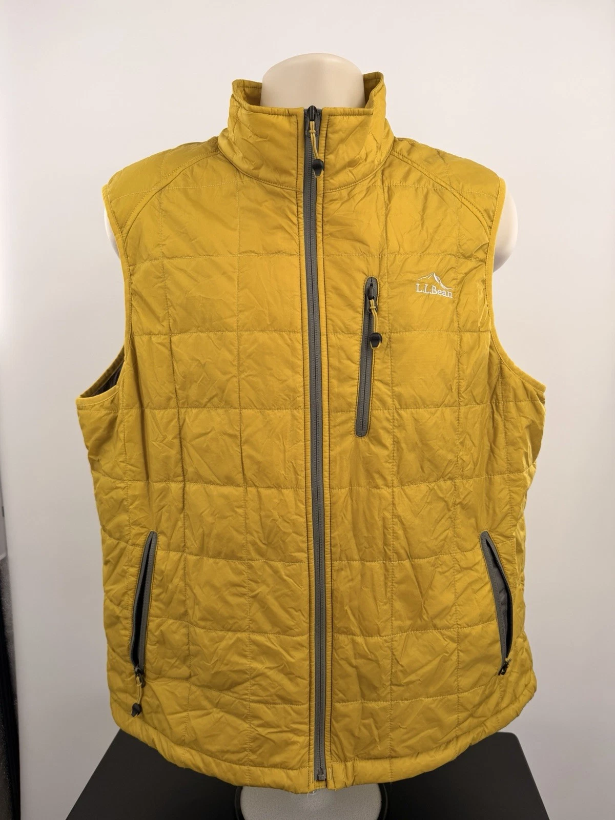 L.L. Bean Men’s PrimaLoft Packaway Puffer Vest Mustard Yellow Men’s XL Regular
