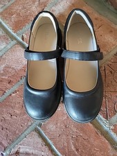The Children's Place Girl's Black Mary Jane Flat Shoes Size 4