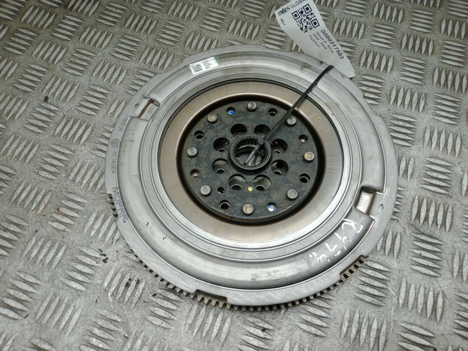 FIAT 500X FLYWHEEL 1.5 PETROL MHEV 46349164 MK1 2019 - 2024 - Image 3 of 4