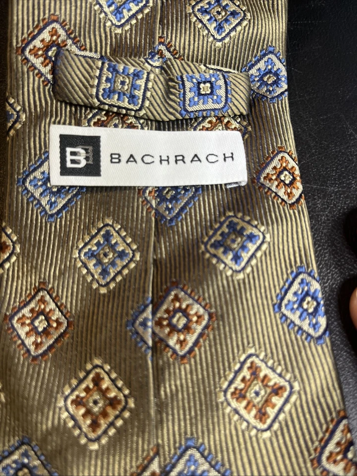 🇺🇲 Corbata de seda Bachrach 58x3,75 marrón geométrica Foto 2 de 4
