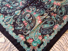 Russian Style Pavlovo-Posad 80 % Wool Shawl Scarf Wrap BLACK Silk Fringe 115 cm