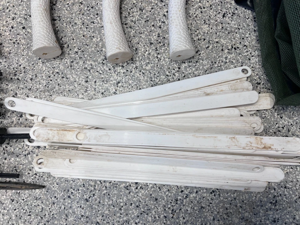 Lote de 48 cabezas señuelo centinela gansos canadienses vintage con filetes y bolsa de almacenamiento Foto 3 de 4