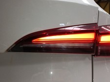 RÜCKLEUCHTE RECHTS IN DER TÜR / 2689966 FÜR SKODA KAMIQ NW4 1.0 TSI