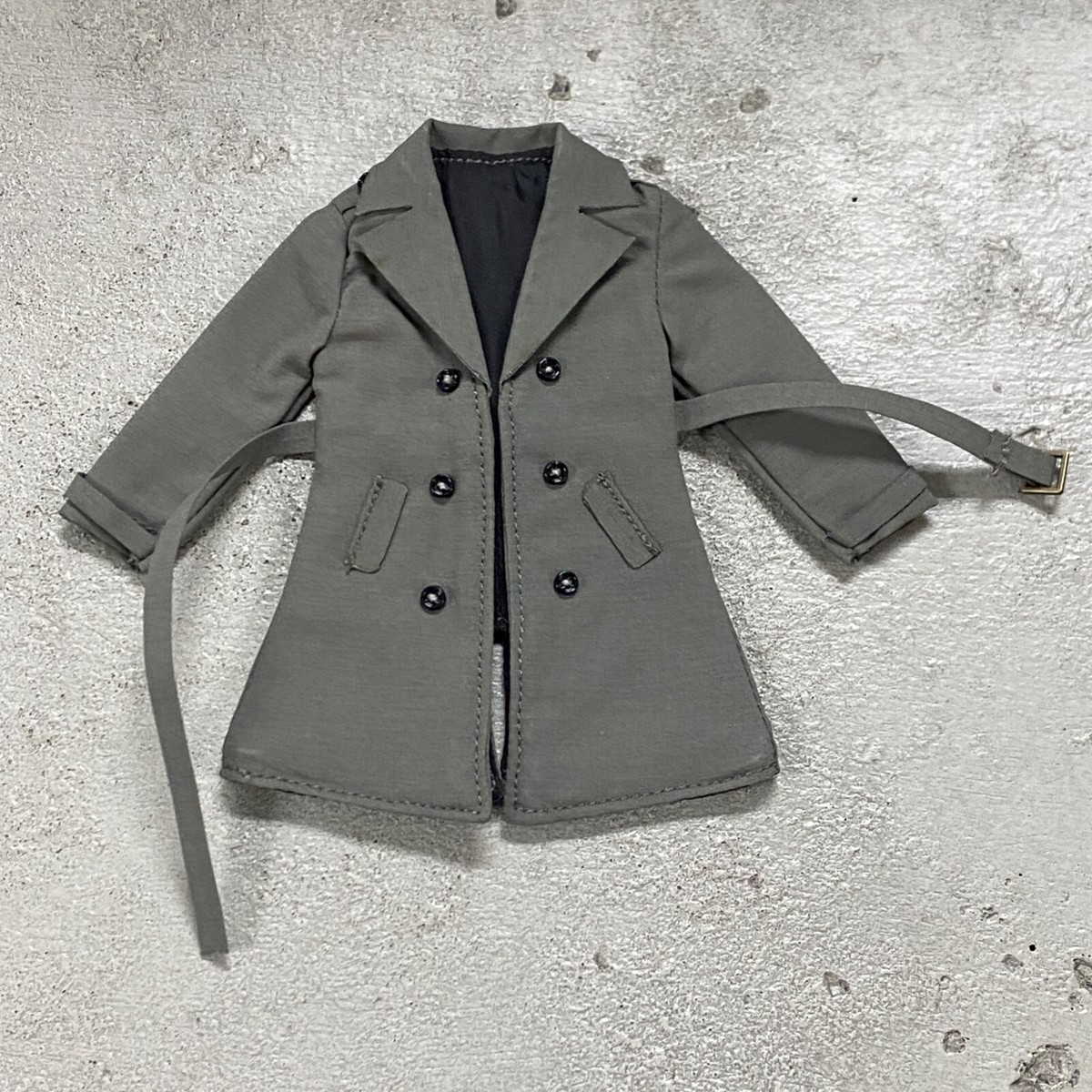 MO-DBLTC-GRY: 1/12 scale wired short trench coat for 6