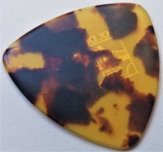 Golden Gate MP 10 Deluxe Tortoise Style Mandolin Pick Large Triangle