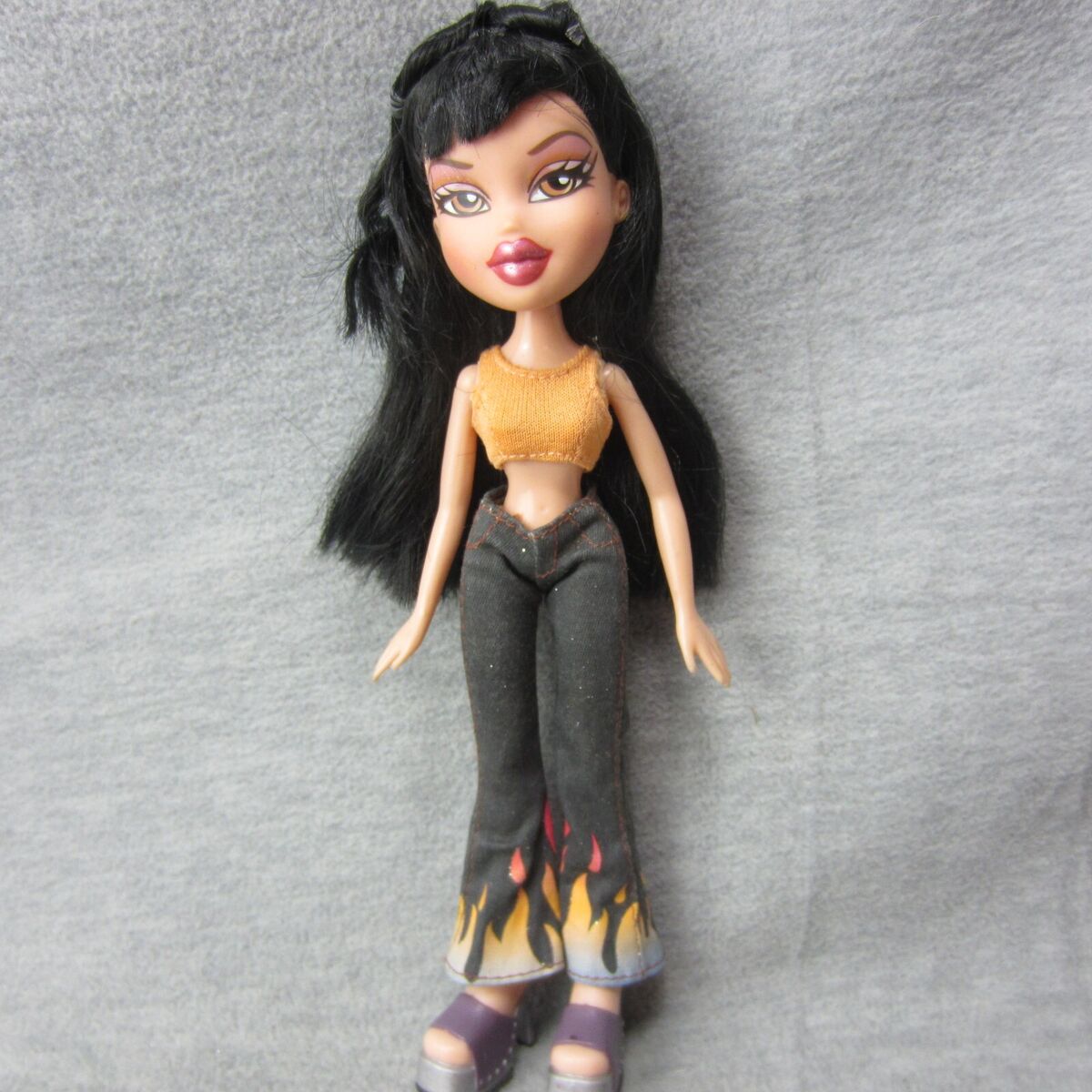 Bratz JADE Doll Funk N Glow Flames Jeans Glittery Face Paint Bratz JADE Doll Funk N Glow Flames Jeans Glittery Face Paint