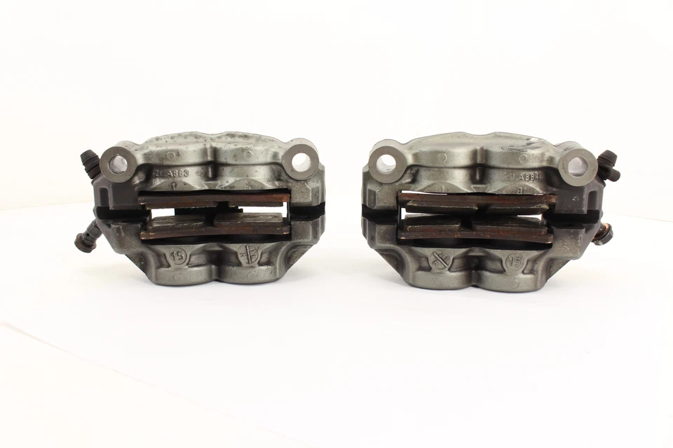 Juego de pinzas de freno delanteras derecha izquierda Ducati Multistrada 1200 2016 par 61041522A Foto 3 de 4