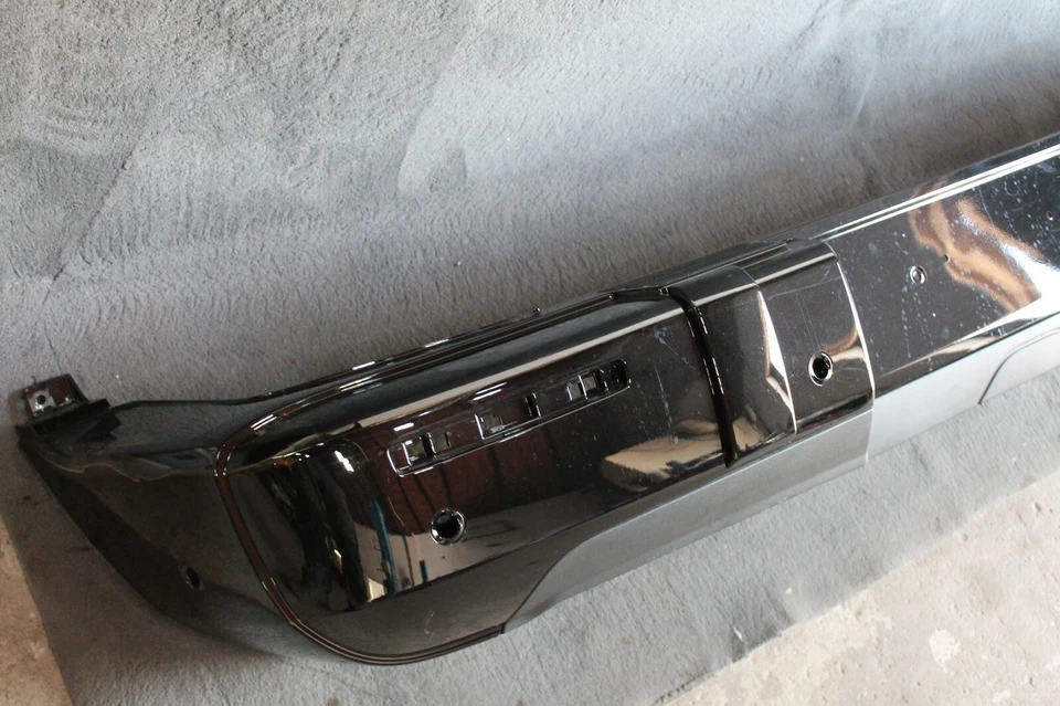 Mercedes W463 G AMG Stoßstange hinten Stoßfänger A4638853300 Color 9197 - Bild 4 von 4