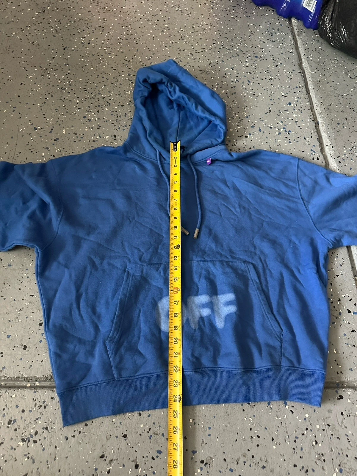 Felpa con cappuccio Off White blu logo sfocato grande nuvola