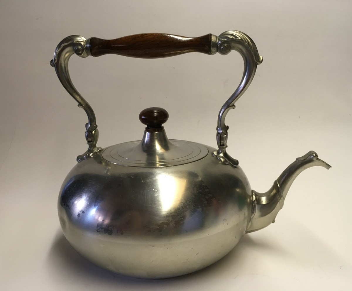 Vintage Meeuws & Zoon Den Haag Real Pewter Teapot Wooden Handle