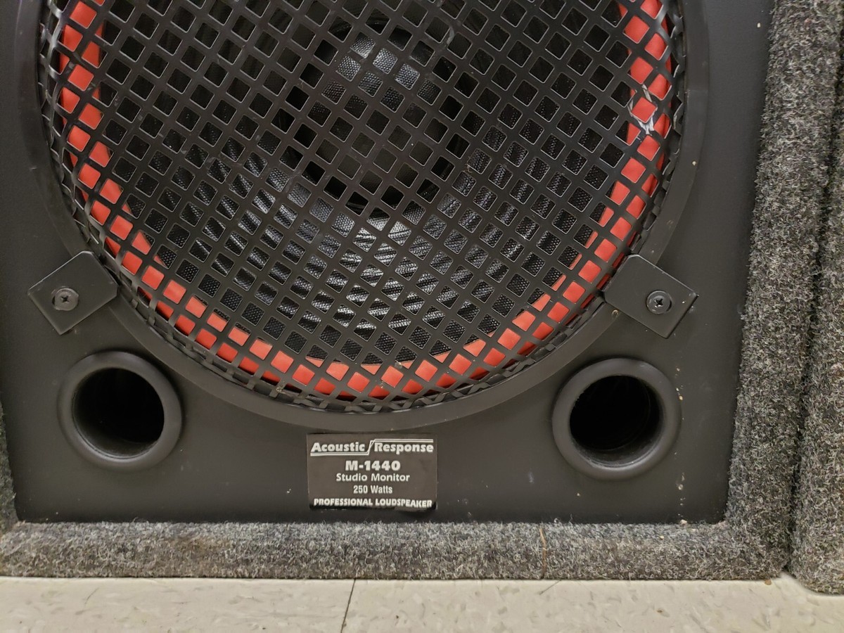 USA製　ACOUSTIC AUDIO STUDIO MONITOR Amazon.com: ADAM Audio A7V 7-inch Powered Studio Monitor
