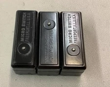 Lot of 3  BZ-2R Pin Plunger Microswitch (B446)