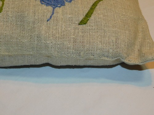 VTG CREWEL EMBROIDERED PILLOW FLORAL BURLAP FLOWERS HANDMADE 12" x 12" - Picture 5 of 7