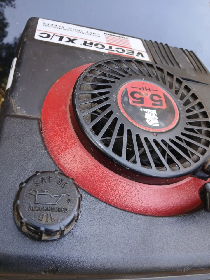 Винтажный новый из старых запасов Tecumseh 5.5HP вектор XL/C # VLXL55 вертикальный новый из старых запасов маленький двигатель - Изображение 2 из 4