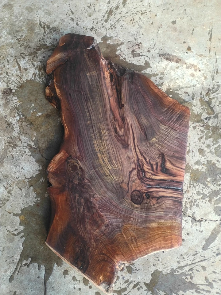 Mesa de galletas de nogal burl borde vivo 40" L X 23" W X 2 1/4" de grosor Foto 3 de 4