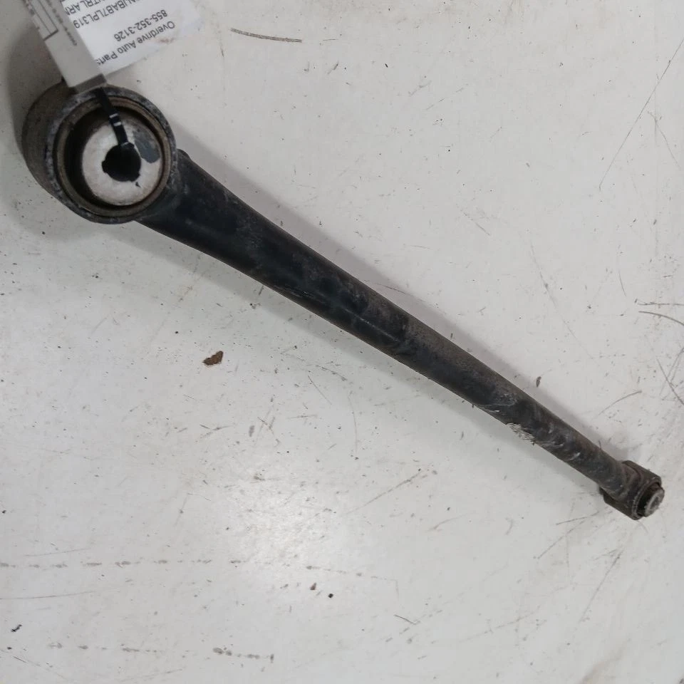 Brazo de control inferior varilla guía trasera trasera para Jeep Renegade 15-23 Foto 2 de 4