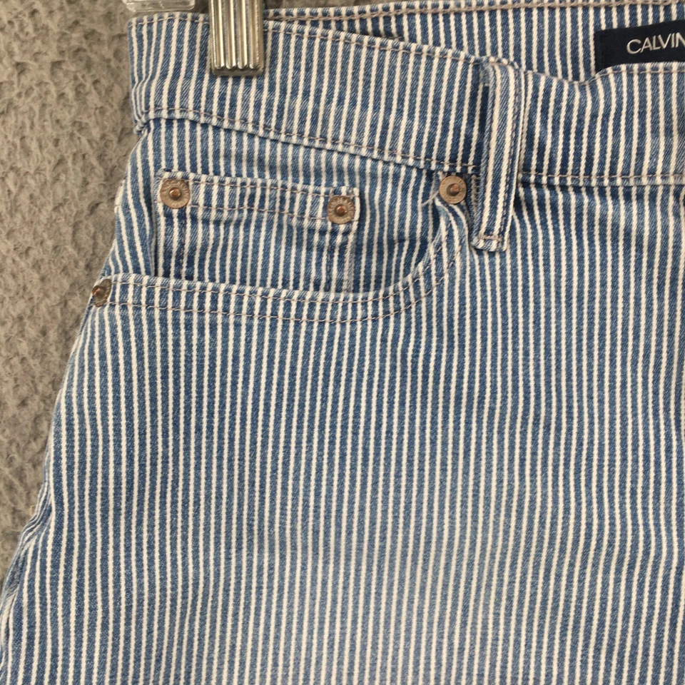 Bermudas Calvin Klein para mujer 4 (actual 28X6) azul denim a rayas con puños cremallera Foto 4 de 4