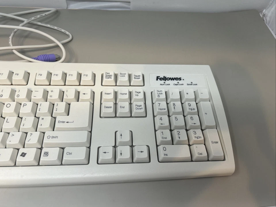 Vintage Fellowes 104 mechanical keyboard in original Packaging - Image 4 of 4