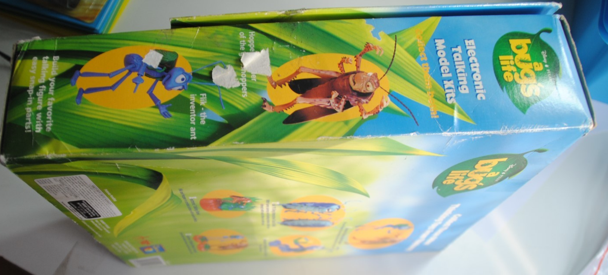 SF・ファンタジー・ホラー A Bug's Life Electronic Talking Hopper RARE 1998 Disney Pixar Bug's Life Electronic Talking Hopper