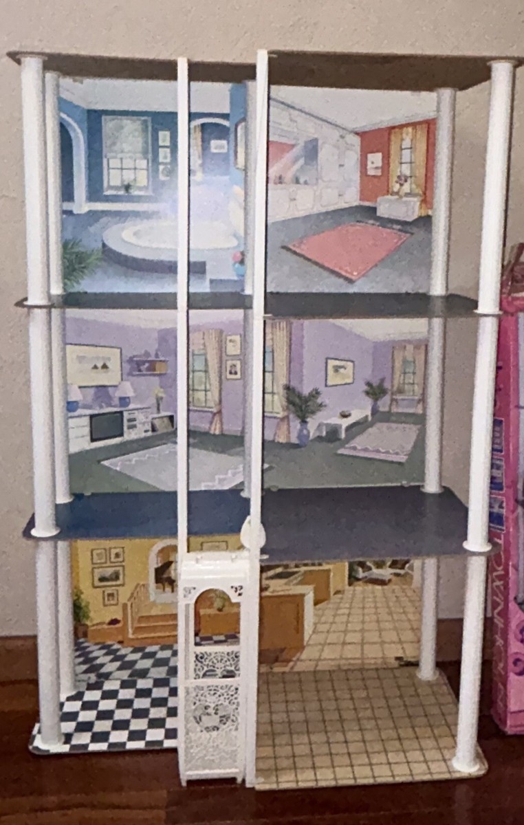 Vintage 1975 Barbie Townhouse (7825)