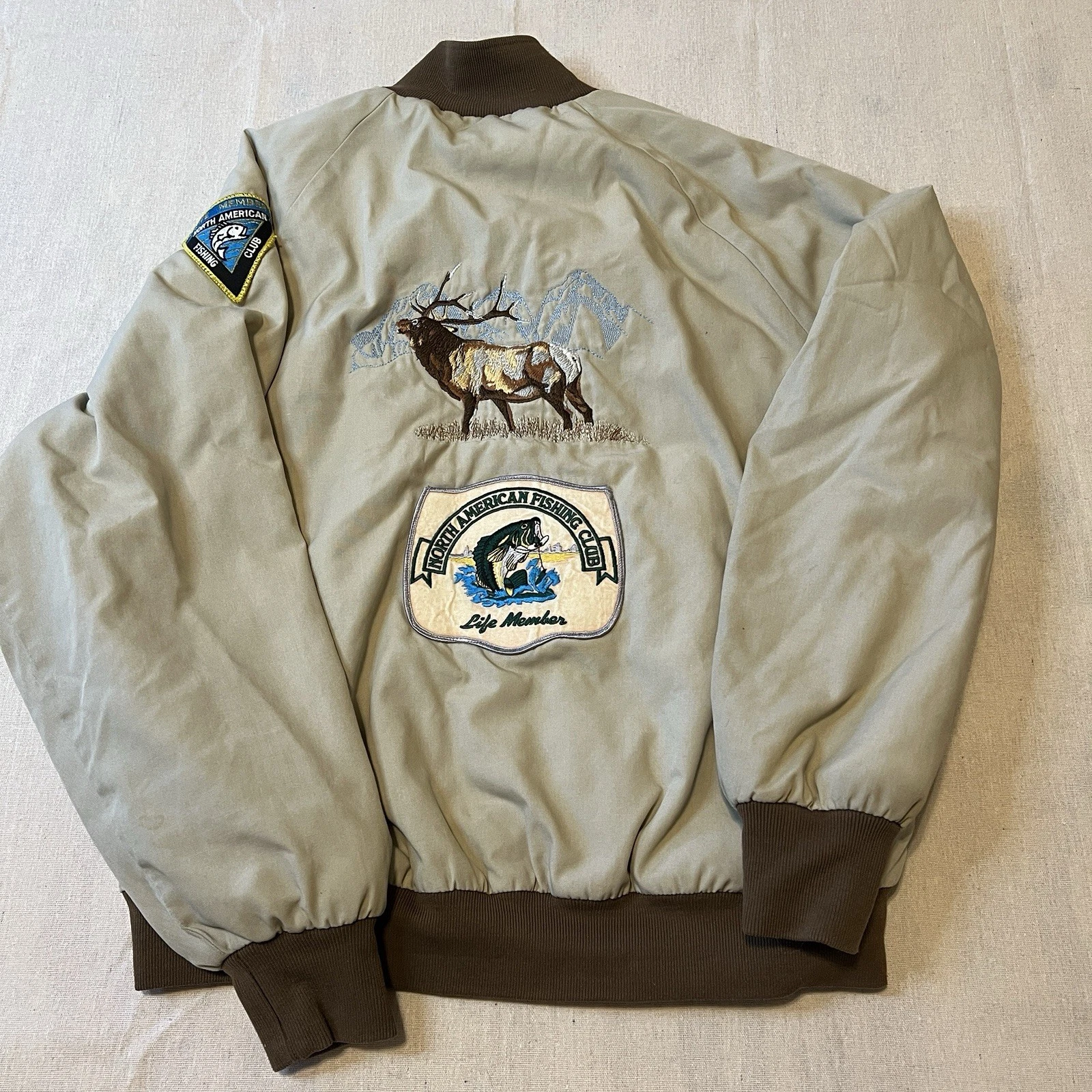 Vintage 90s North American Fishing Club Life Member Bomber Patch Jacket USA Made
Opens in a new wind