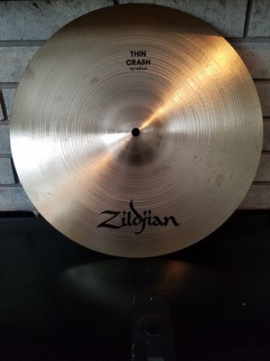 ZILDJIAN 16'' A Thin Crash Cymbal vintage VGC