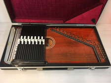 Vintage Rhythm Band PortAharp 15-Chord Autoharp Zither Attache Case 70s 80s