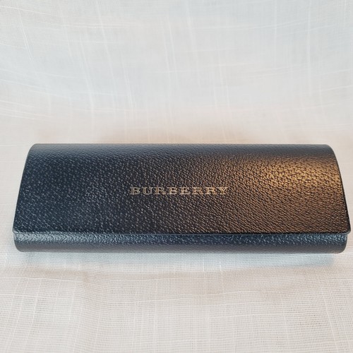 Gafas de sol Burberry de cuero negras estuche rígido magnético y tela - Imagen 5 de 24