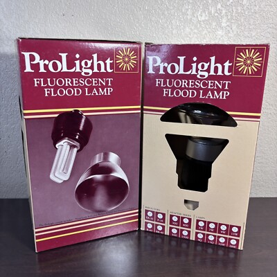 2 VTG ProLight P-38 Reflector 4Q Series 400 Ballast 4Q Fluorescent Flood Lamps