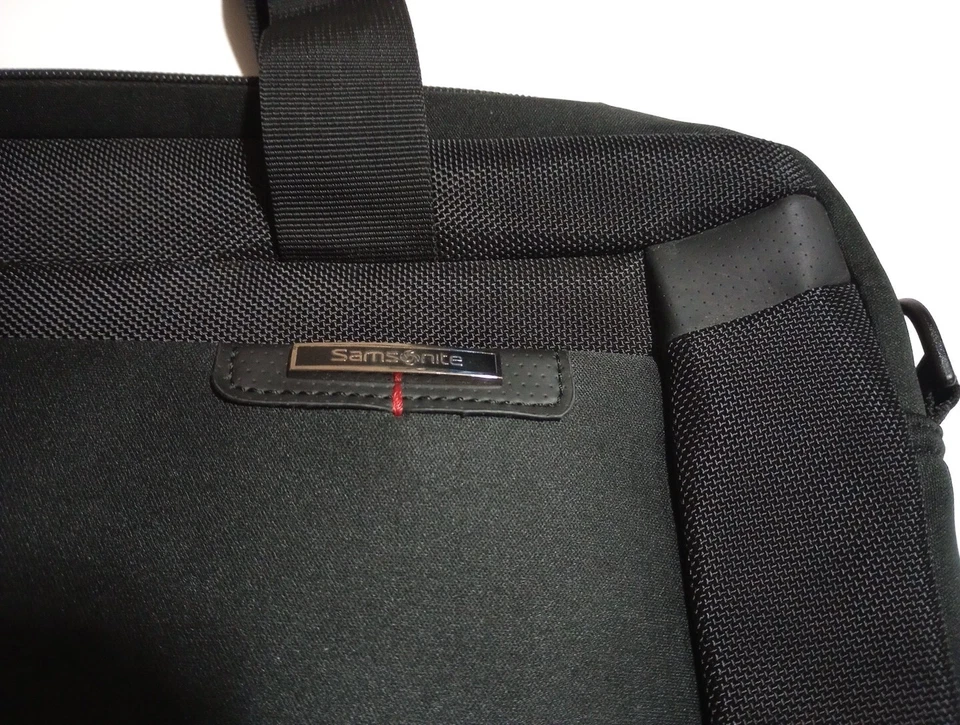 SAMSONITE FUNDA PARA COMPUTADORA PORTÁTIL BOLSA DE VIAJE NEGRA 18"x13" CLAMSHELL Foto 3 de 4