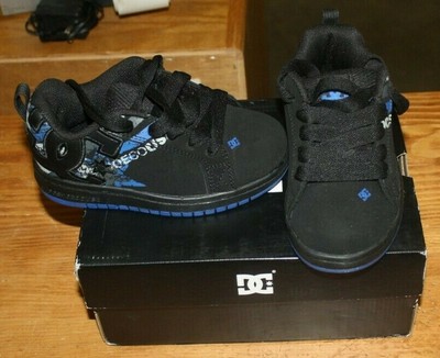 dc court graffik size 11