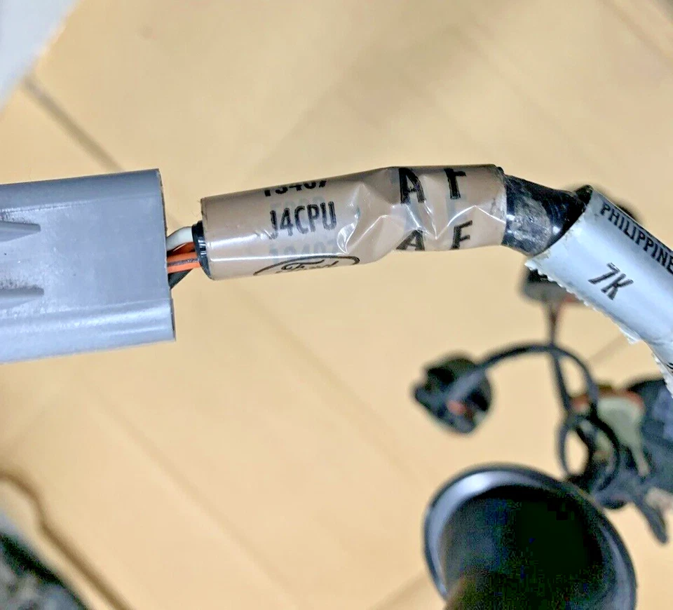 1998-1999-2000-2001-2002 LINCOLN CONTINENTAL TAIL LIGHT WIRE HARNESS FS0B 13407 Foto 4 de 4