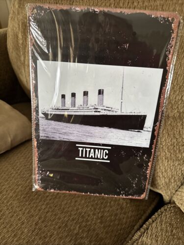 Iron 11.8x7.9” Rustic “TITANIC” Sign For Wall - Picture 3 of 8