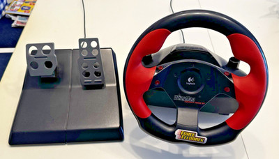 Logitech WingMan Formula Force GP WingMan - Racing-Lenkrad mit Fußpedale
