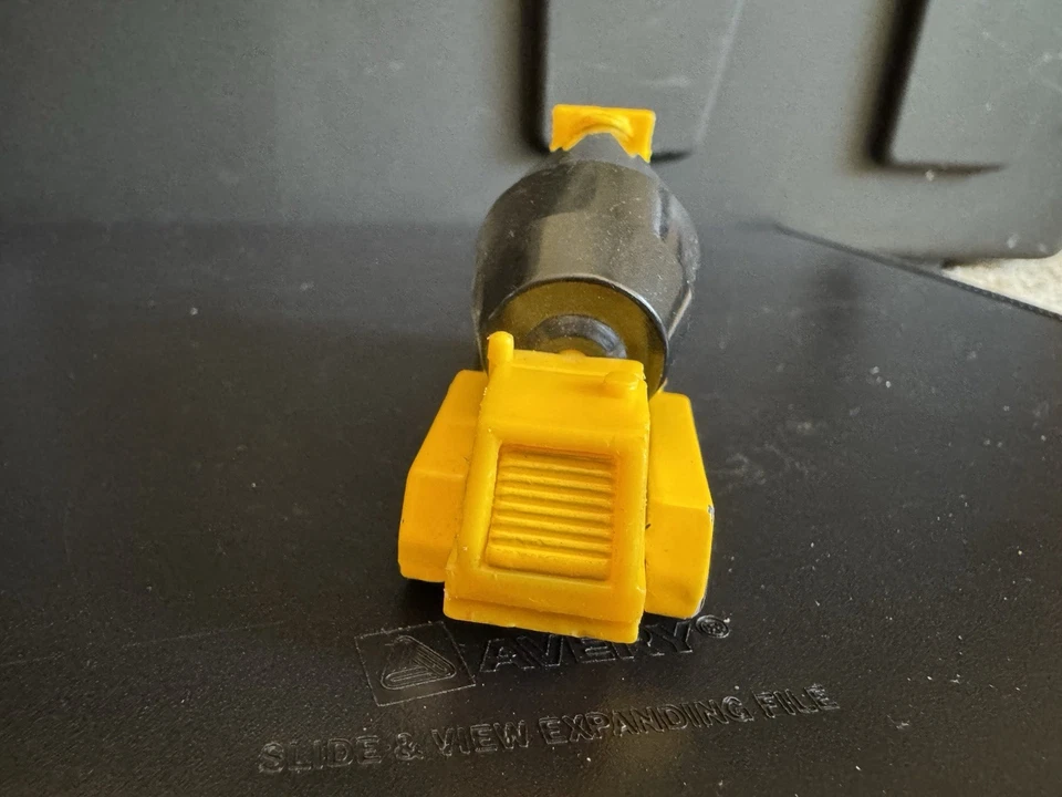 Vintage 1991 Hot Wheels Cement Mixer Truck – Yellow/Black Barrel – Malaysia - Image 3 of 4