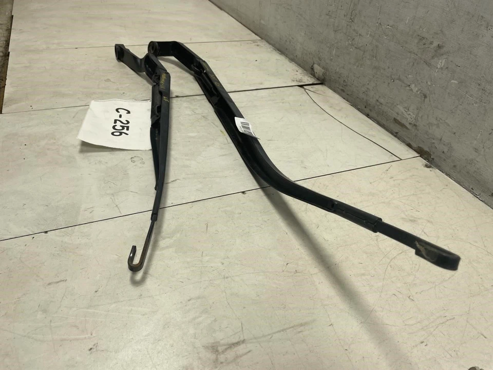 Nissan Máxima 2011 brazos limpiaparabrisas delantero izquierdo y derecho OEM Foto 3 de 4