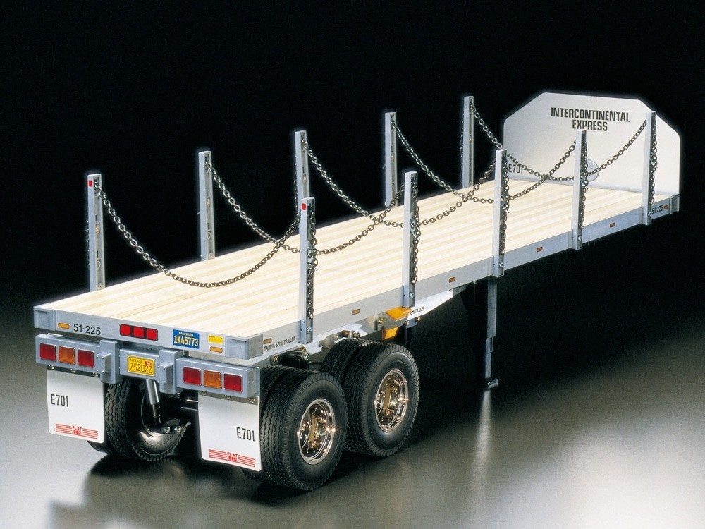Semi-remorque plateau Tamiya 2 essieux pour transporter les charges lourdes RC