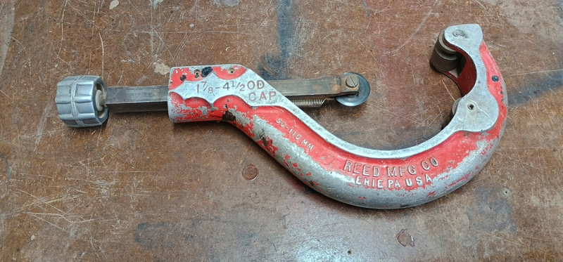 REED TC4Q Screw Feed Pipe Cutter, 1 7/8" to 4 1/2" OD Capacity