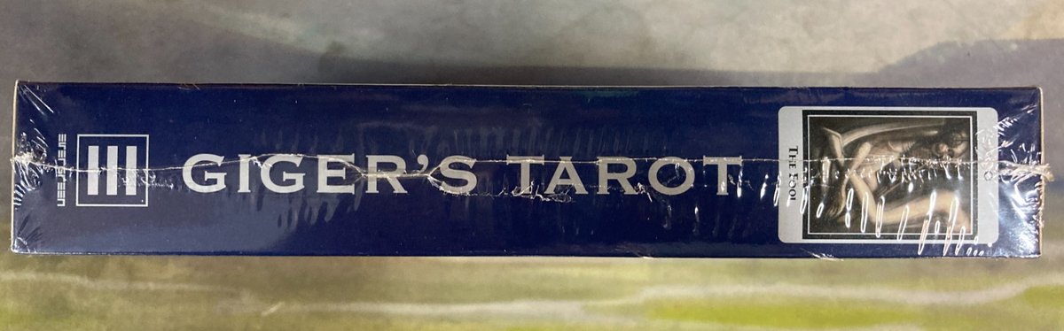 希少❤️H.R.ギーガー　タロットカード 希少❤️H.R.ギーガー タロットカード - メルカリ