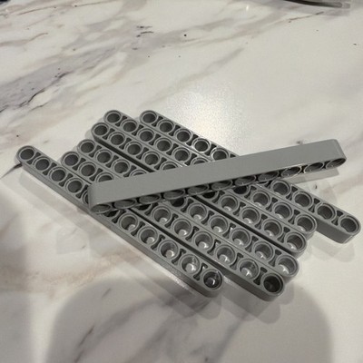Lot of 7: Lego Technic Thick Liftarm Light Bluish Grey  1 x 11  4611705   (M43)