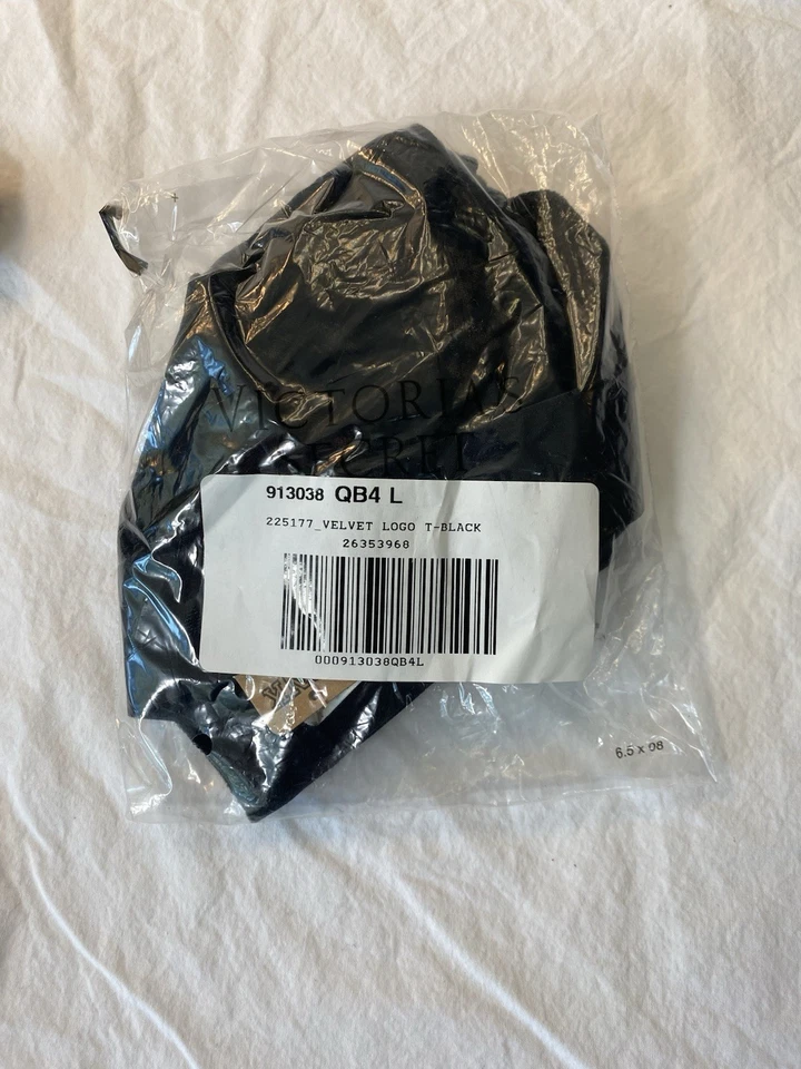 Victoria’s Secret PINK Crushed Velvet No Underwire Bralette & Thong Set NWT Lg - Image 4 of 4